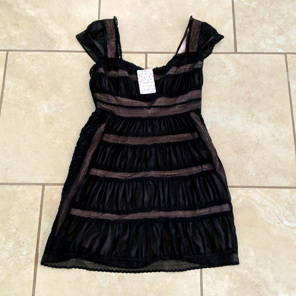 Free People Lace Nude Ruched Short Dress S